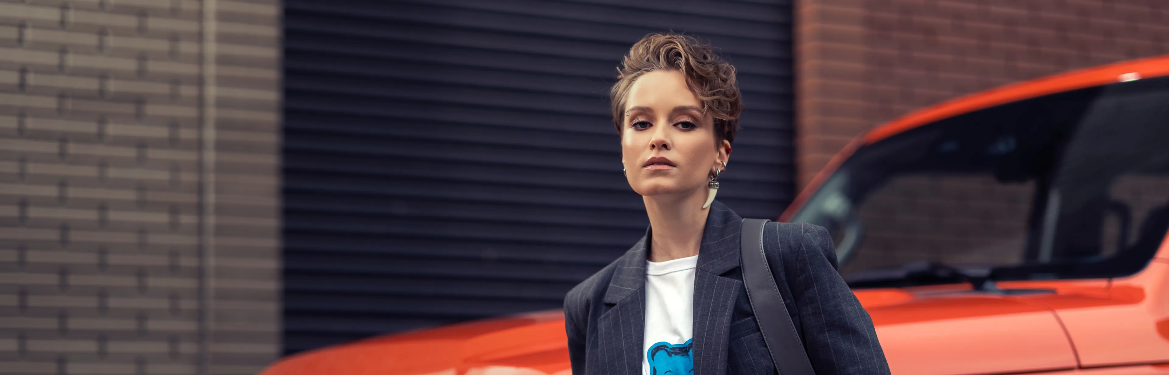 <h1>Поддержка <br />клиентов</h1>
<p> </p>
<h2><span style="font-size: 24pt;">Информационный центр TANK</span></h2>
<h2><span style="color: #e67e23;"><a style="color: #e67e23;" href="tel:+78005053555">8 800 505-35-55</a></span><br />Бесплатный звонок по РФ</h2>